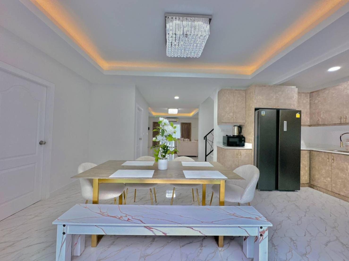 4Bedroom Pool Villa Near Walking St Bonk Pattaya Exterior photo
