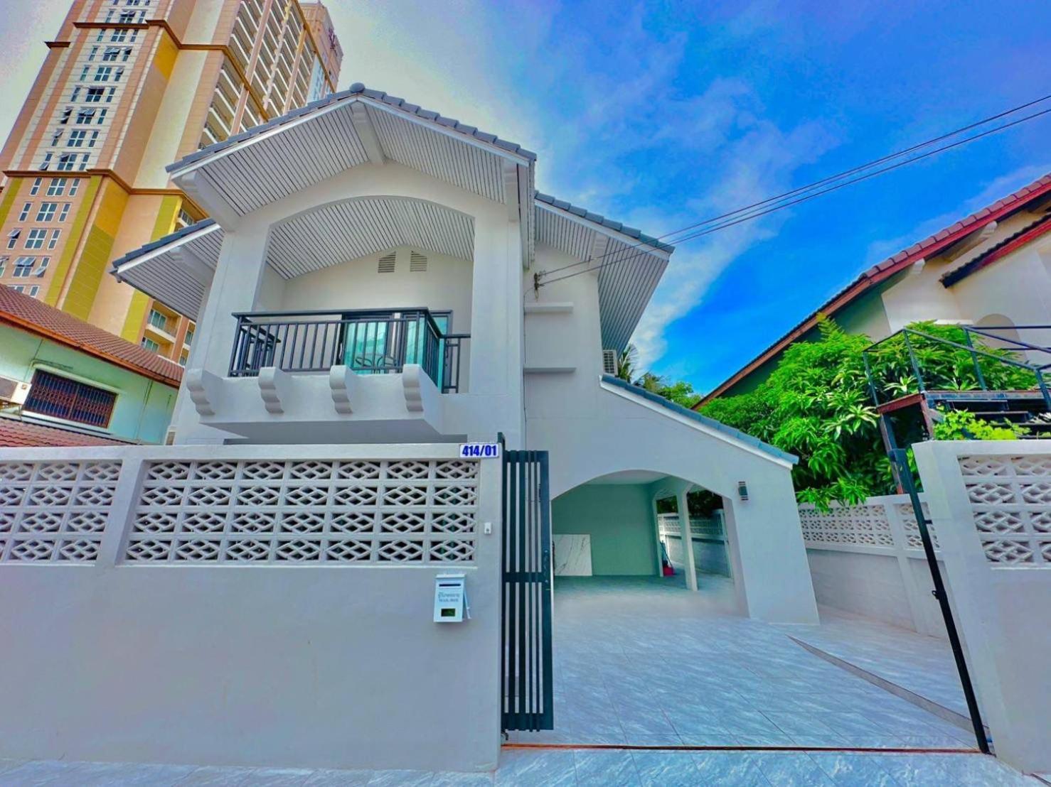 4Bedroom Pool Villa Near Walking St Bonk Pattaya Exterior photo