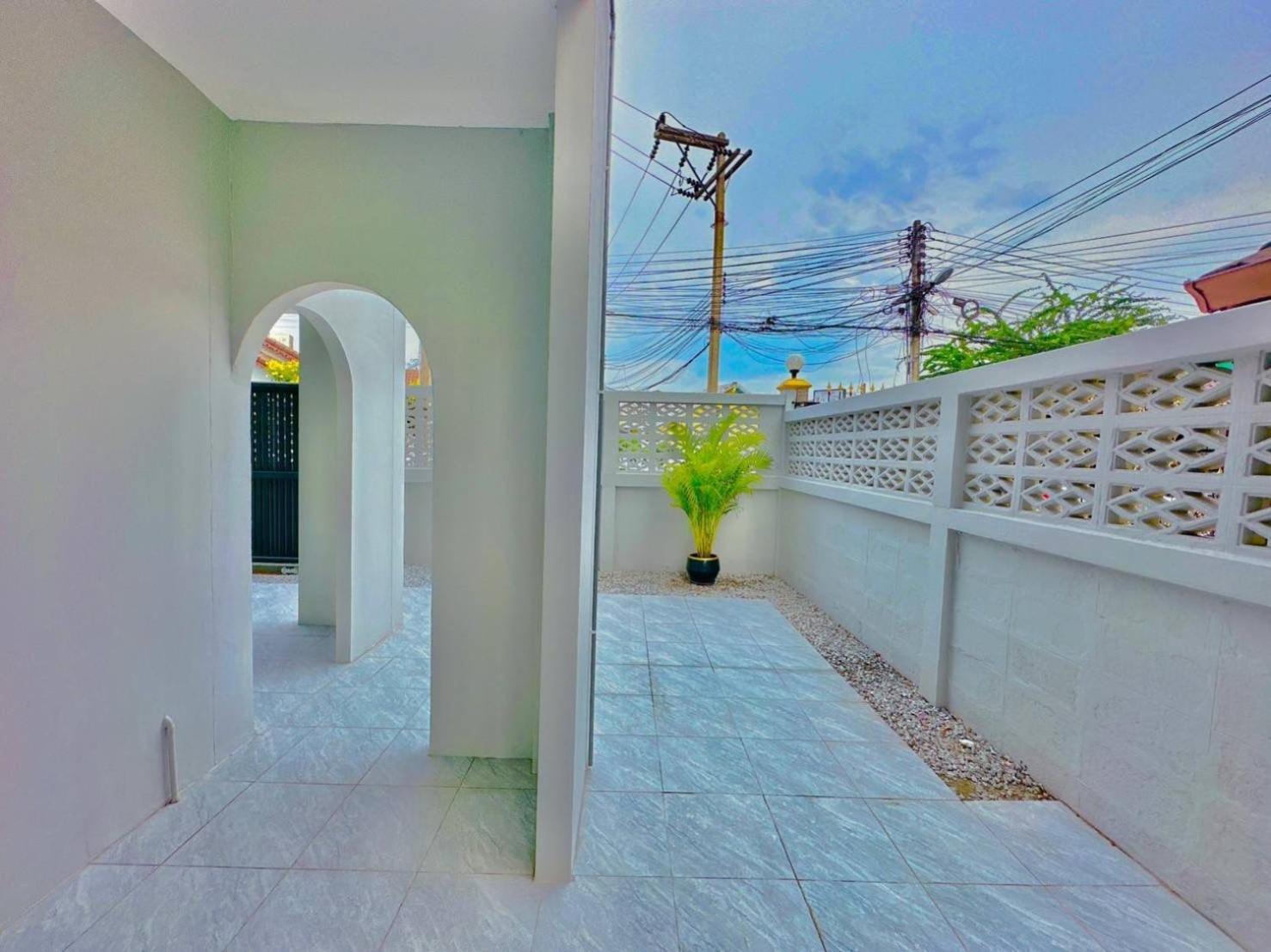4Bedroom Pool Villa Near Walking St Bonk Pattaya Exterior photo